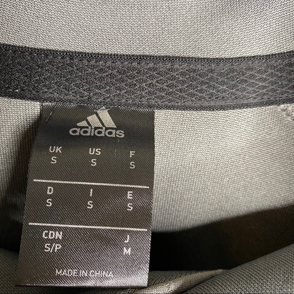 Adidas Hoodie Pull over - Picture 11 of 12